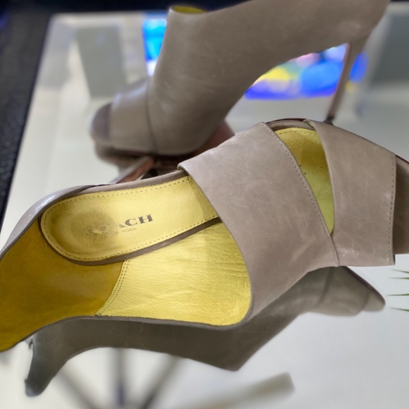 Coach High Heels - Picture 3 of 6